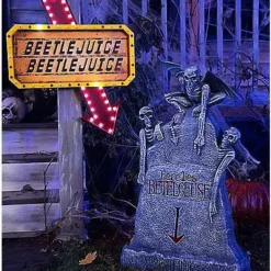LED Here Lies Beetlejuice Tombstone -Spirit Spooky Store 01483189 c