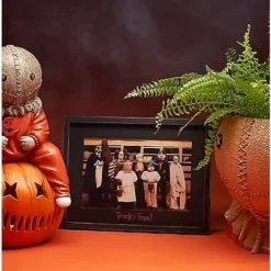 Trick 'r Treat Bus Framed Picture -Spirit Spooky Store 01531052 d
