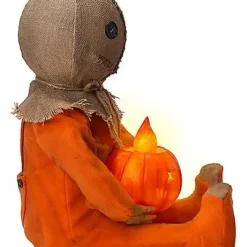 Light-Up Sitting Sam Doll - Trick 'r Treat -Spirit Spooky Store 01547397 e